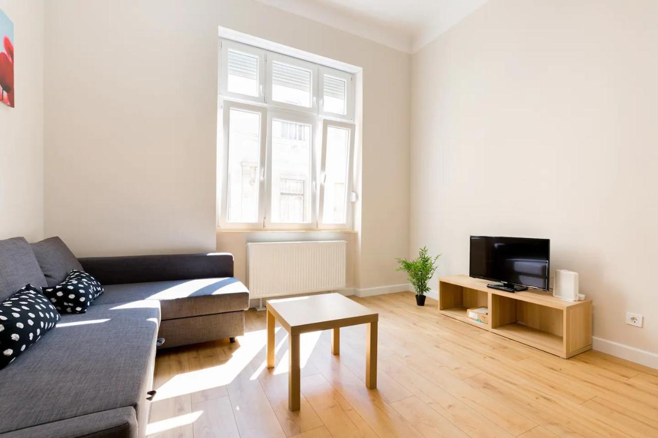 Kresz Geza 29 Westend Station 2 Bedrooms+Living Ac Будапеща Екстериор снимка